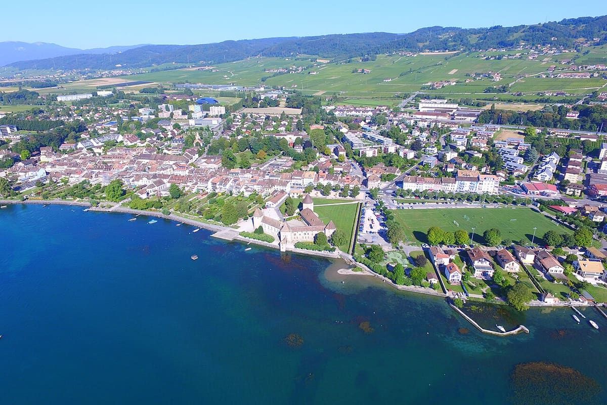 Vue de Rolle